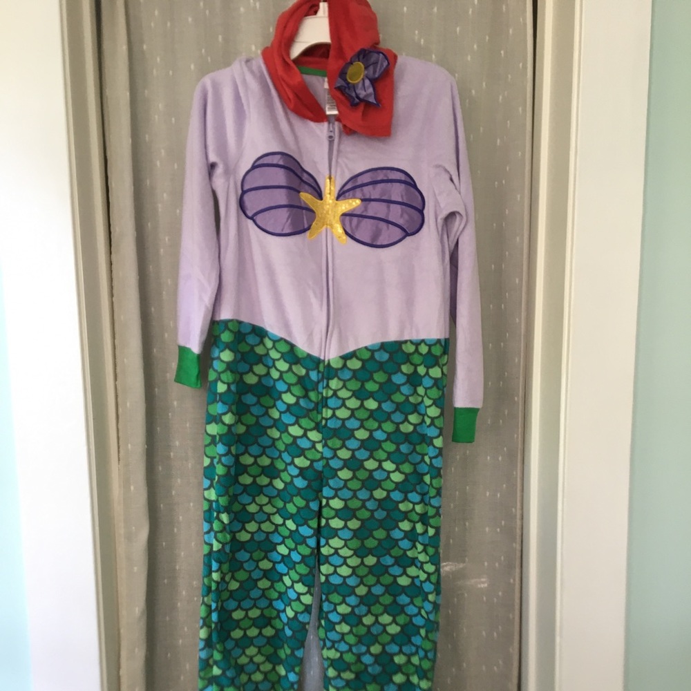 Disney Little Mermaid - Ariel onesie - Sleepwear or Halloween Costume - size 4-6
